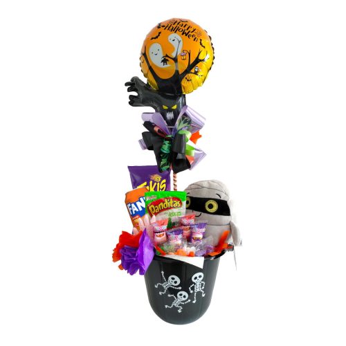 Arreglo de globo edición especial de Halloween con peluche de Momia y golosinas listo para regalar