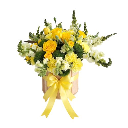 Caja de madera con flores amarillas para regalar entregas en ciudad de Guatemala
