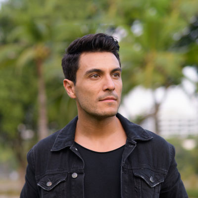 Andrés R.