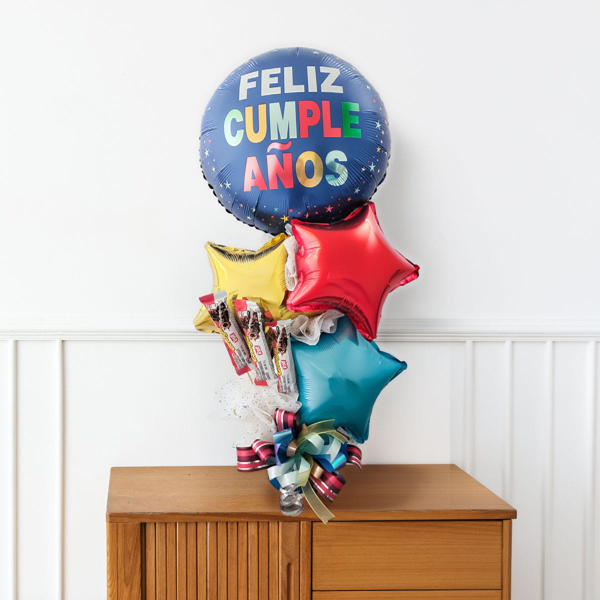 Arreglo de Globos Feliz Cumpleaños con Chocolates - Imagen 6